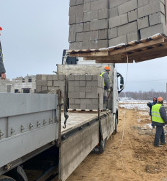 Пескоцементный блок 390х190х188 4-х пустотный стеновой